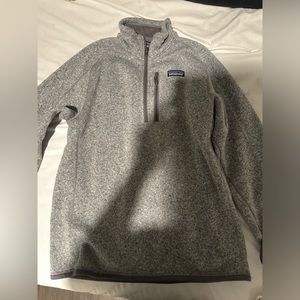 Patagonia men 1/4 zip up sweater medium grey
